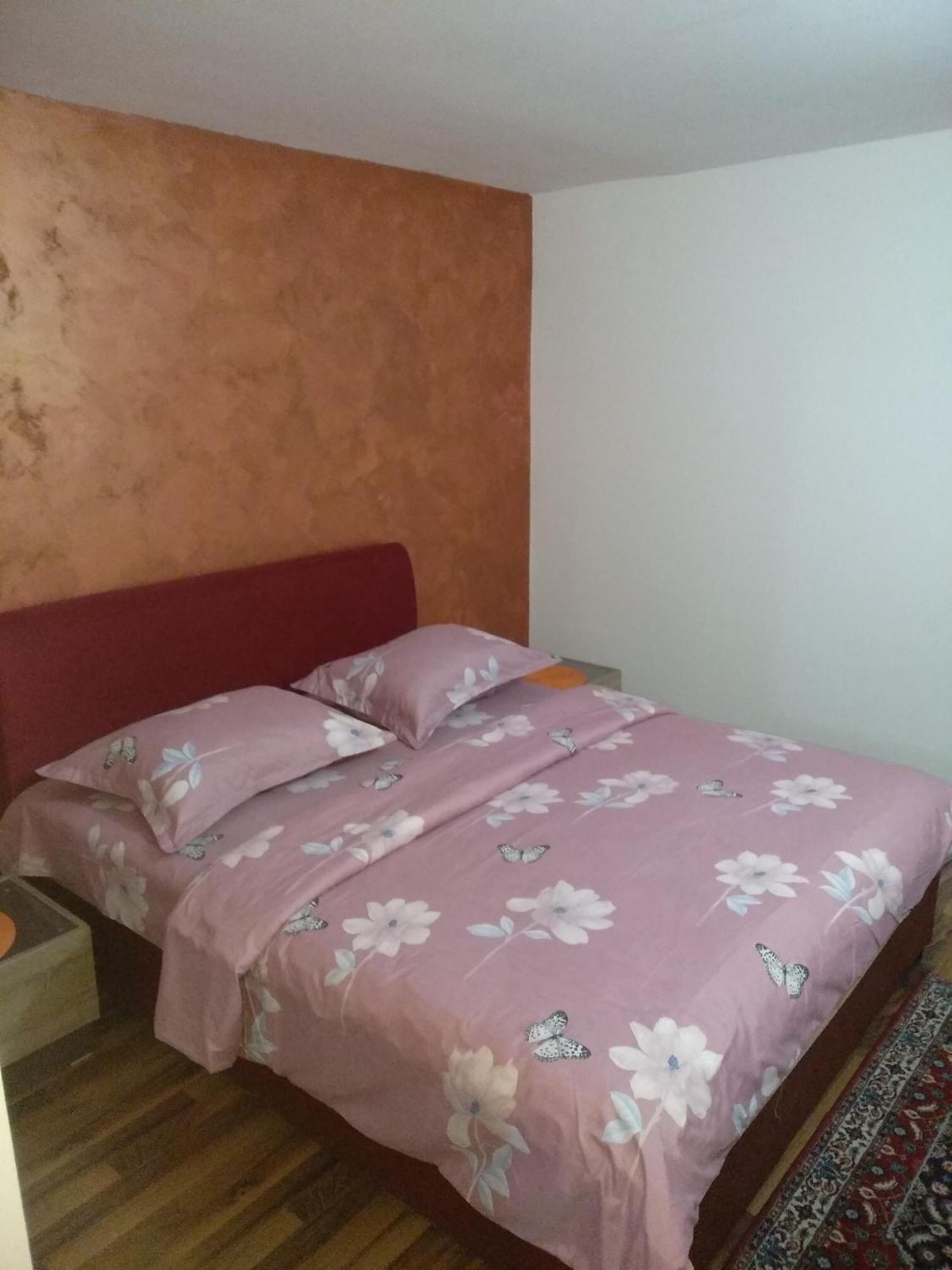 Apartments Popovic Подгориця Екстер'єр фото