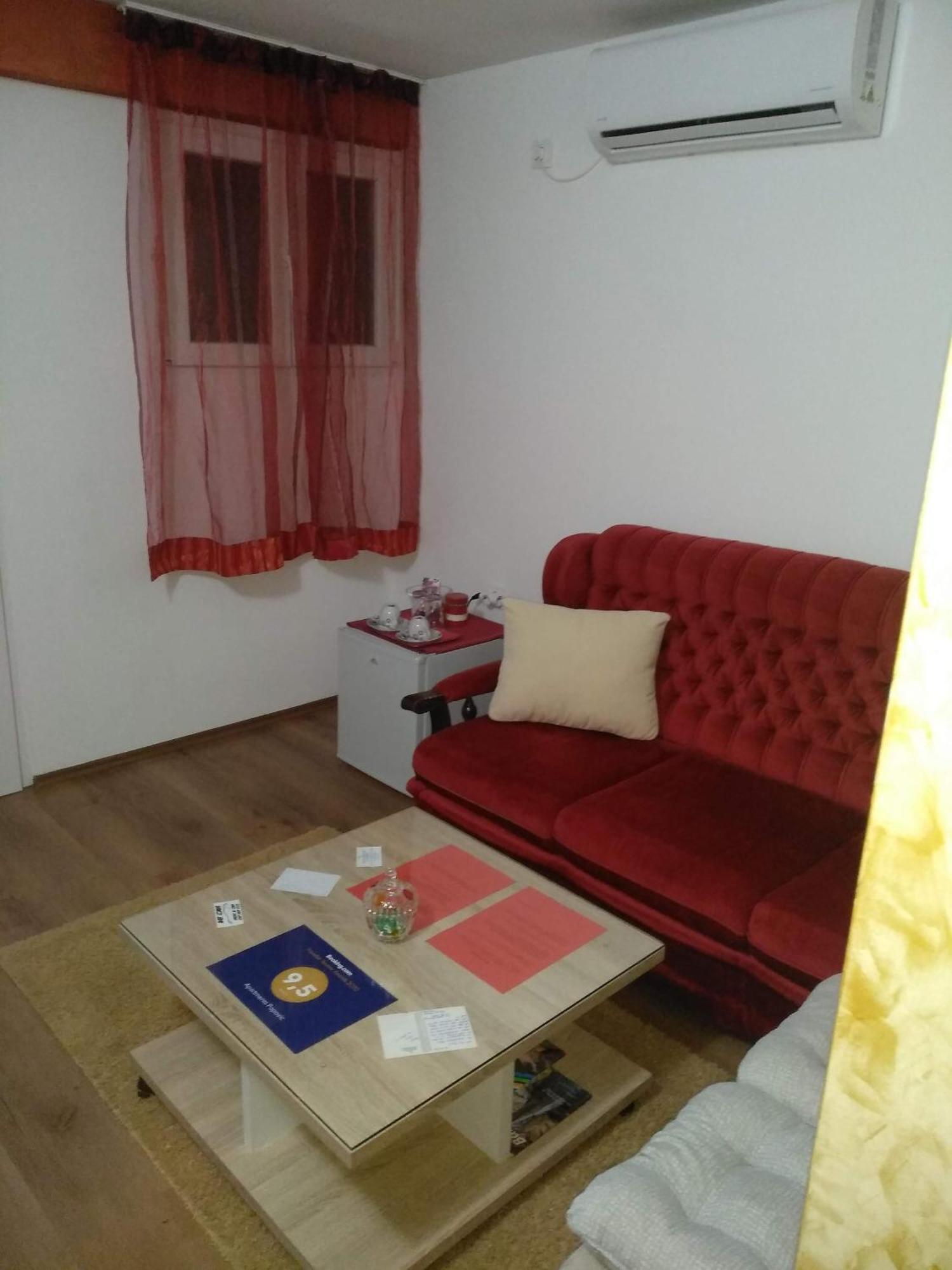 Apartments Popovic Подгориця Екстер'єр фото